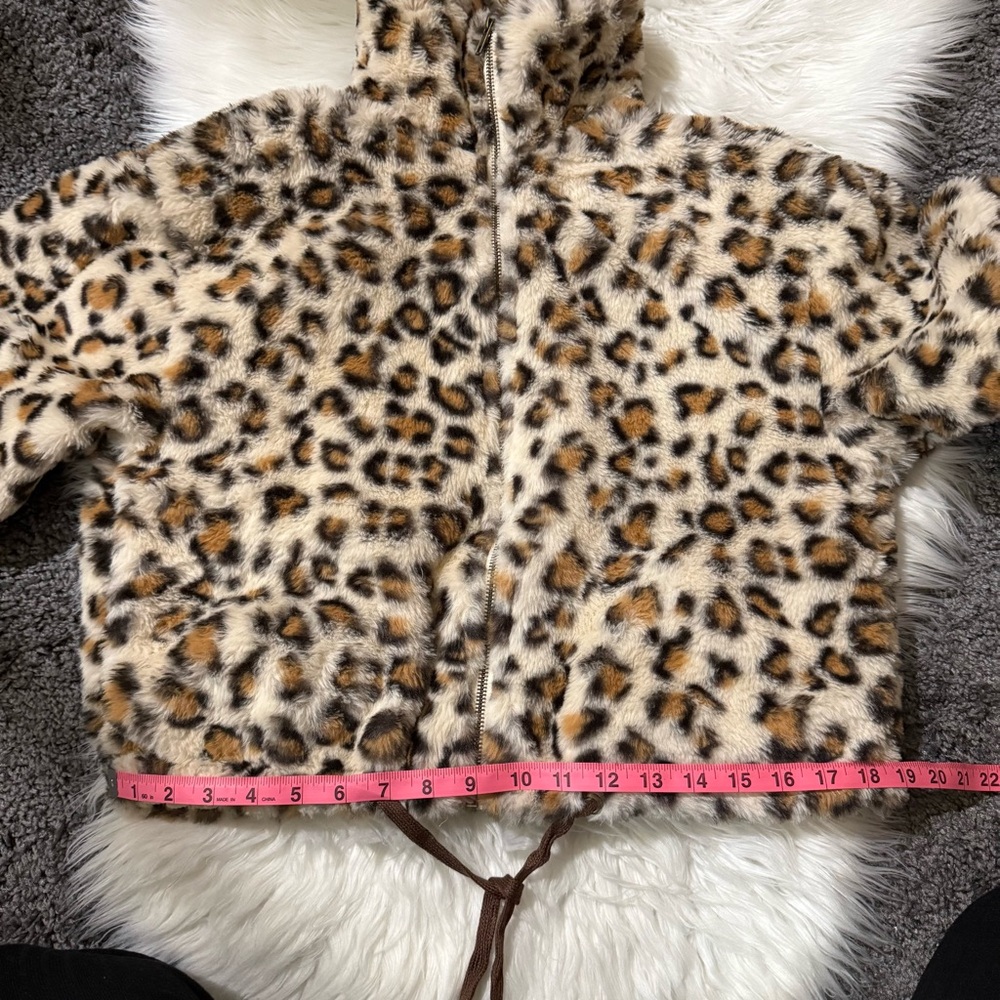 VS PINK Faux Fur Jacket - Picture 14 of 15